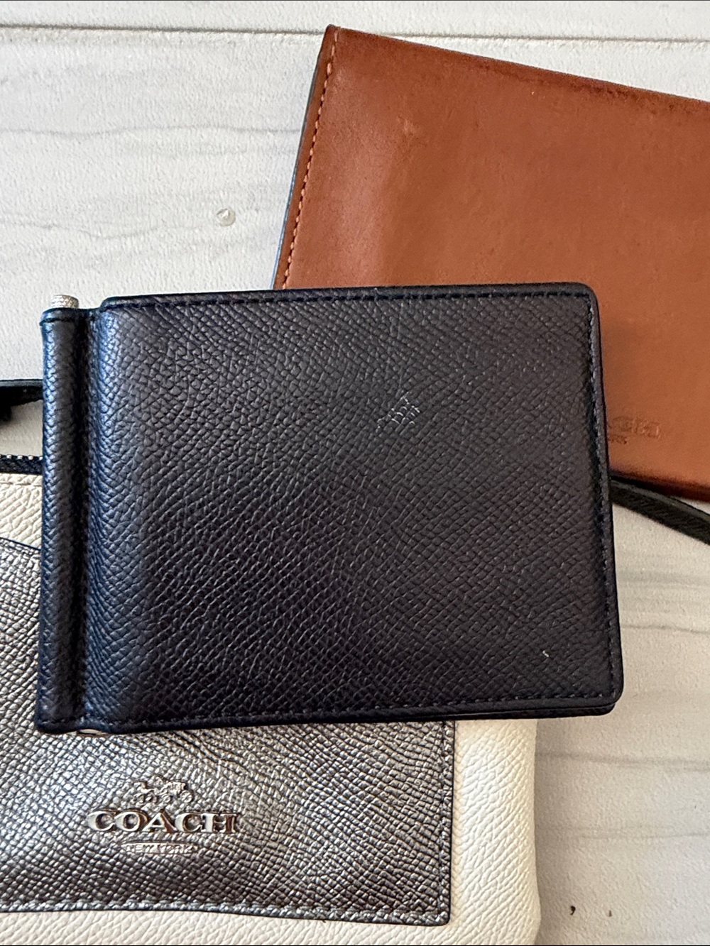 Lot of 5 Coach Leather Wallets & Wristlet - Picture 9 of 16